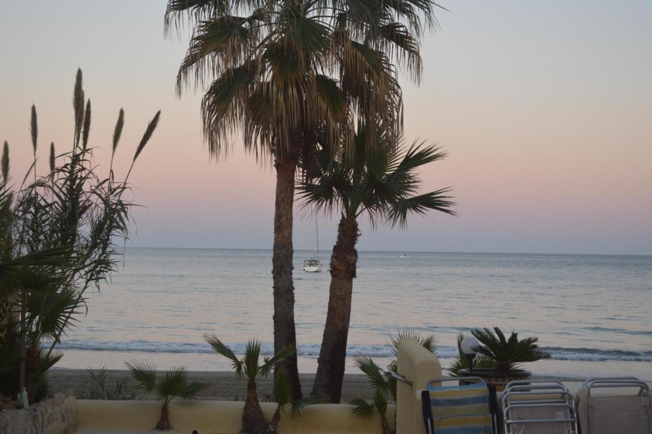Maravilloso Apartamento Amanecer Cabo A Pie De Playa Y Mar En Chalet Roquetes Alicante Exterior foto