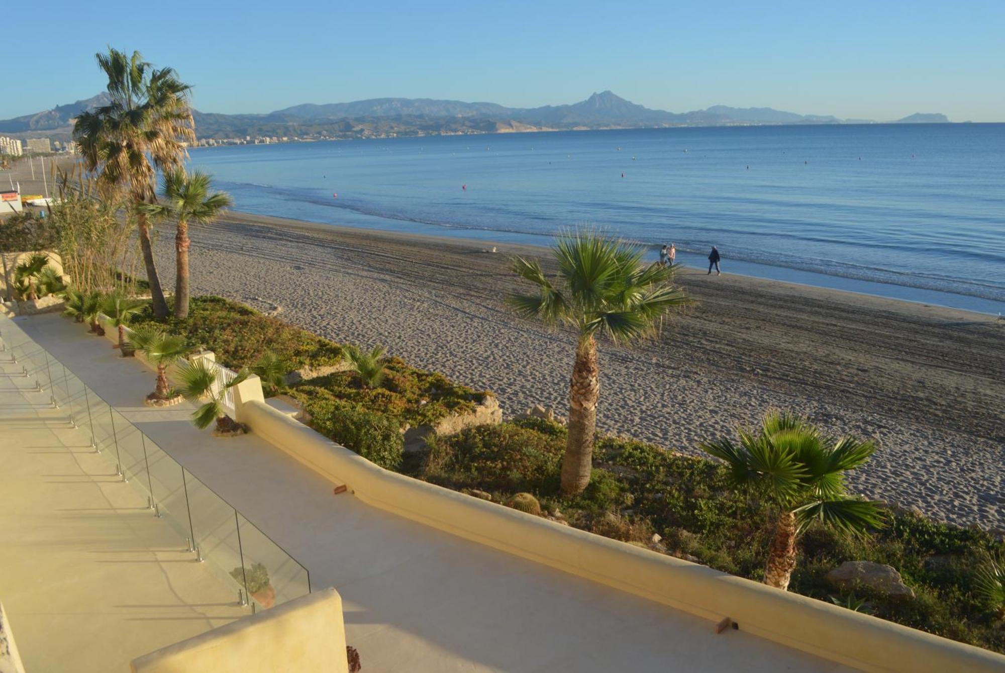 Maravilloso Apartamento Amanecer Cabo A Pie De Playa Y Mar En Chalet Roquetes Alicante Exterior foto